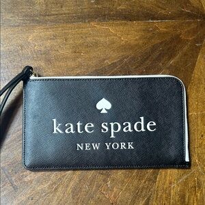 Kate Spade Black and White Wristlet